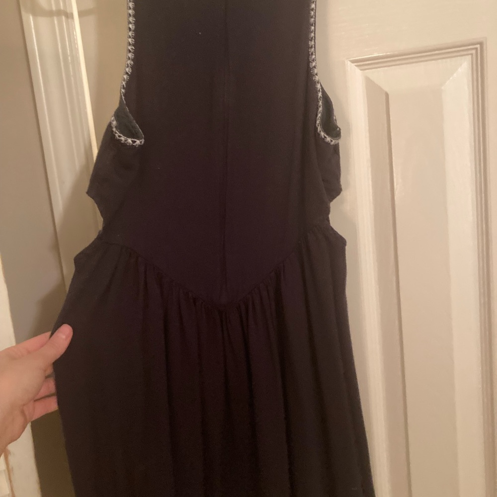 Cutout dress - Picture 3 of 3